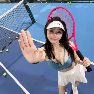 夏宏嘉